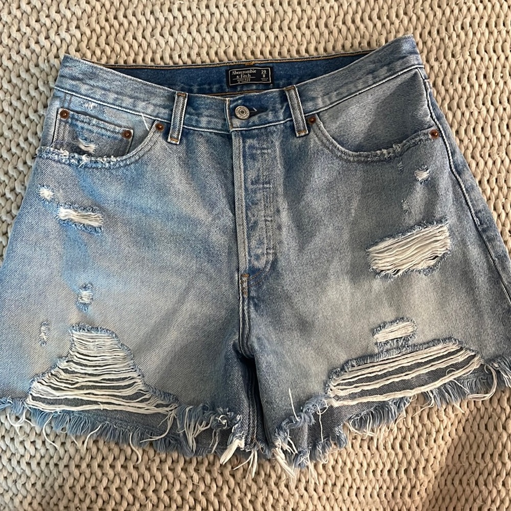 Abercrombie & Fitch High Rise Shorts